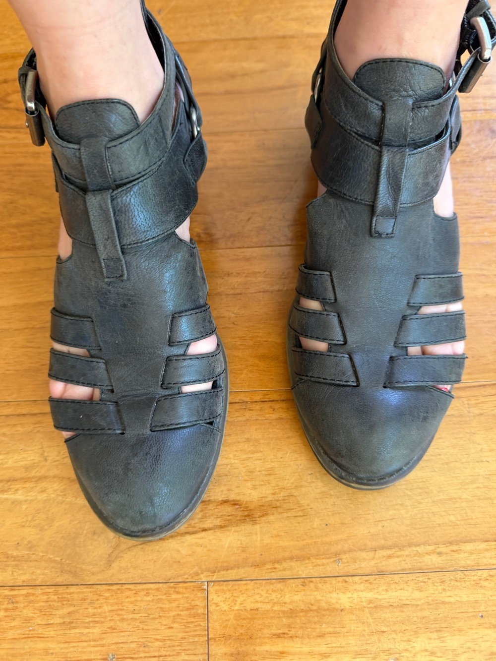 Treasure & Bond Womens Size 7 Faux Leather Strappy Ankle Boots Stacked Heel